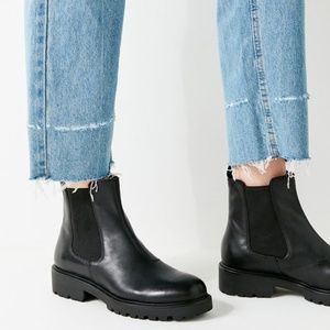 Black Chelsea Boots 8.5 - Vagabond Shoemakers Keno